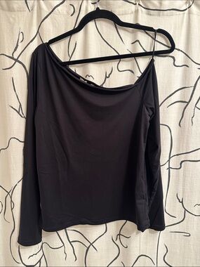 Wilfred Brigitte Top